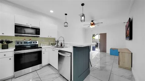 11276 SW 229th Terrace Miami FL 33170