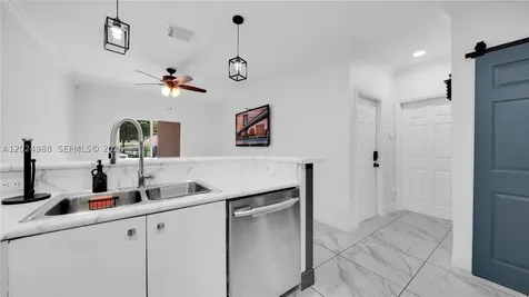 11276 SW 229th Terrace Miami FL 33170