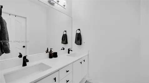 11276 SW 229th Terrace Miami FL 33170
