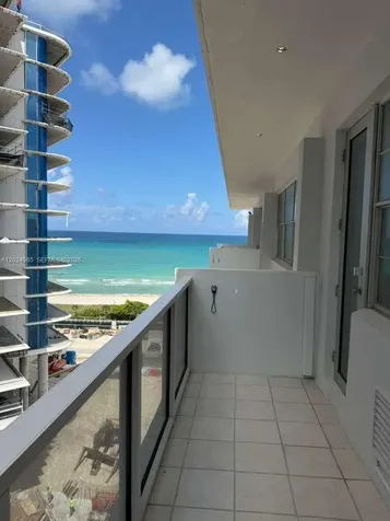 5313 Collins Avenue Miami Beach FL 33140