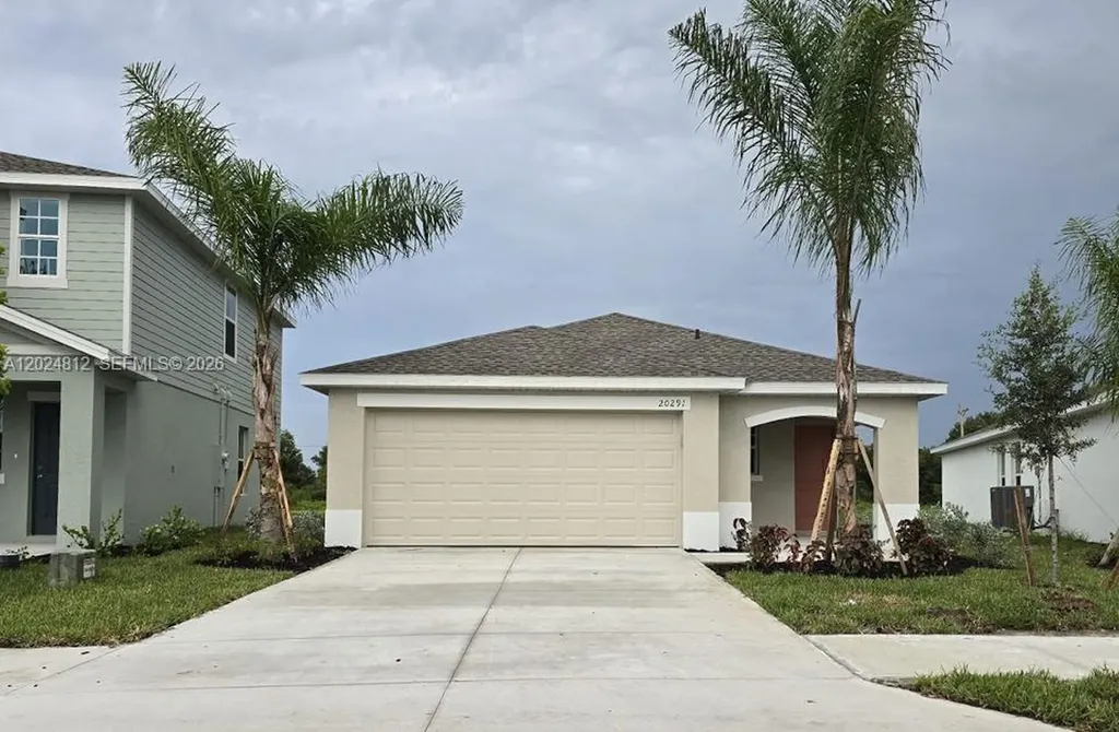 20291 Caroline Creek Place Lehigh Acres FL 33974