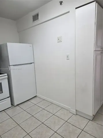 Miami FL 33184