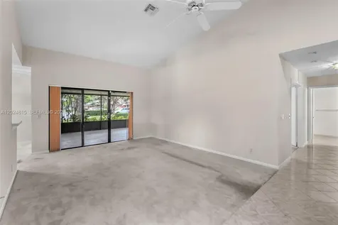 9347 N Chelsea Drive N Plantation FL 33324
