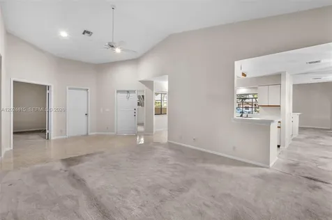 9347 N Chelsea Drive N Plantation FL 33324