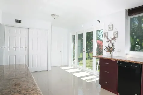 1380 71st Street Miami Beach FL 33141