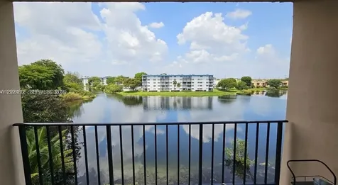 502 NW 87th Avenue Miami FL 33172