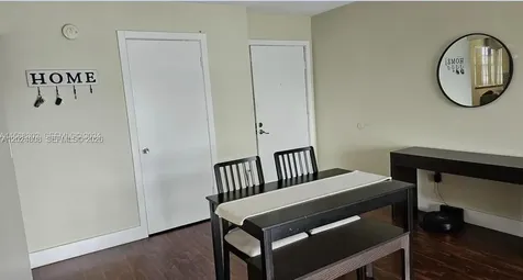 502 NW 87th Avenue Miami FL 33172
