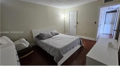 502 NW 87th Avenue Miami FL 33172