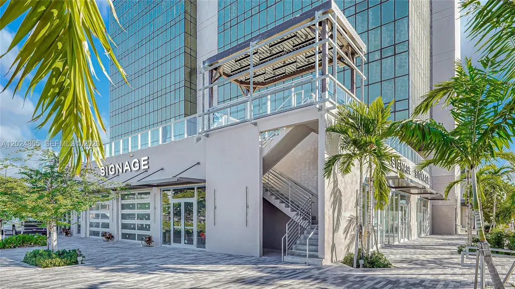 1909 Tyler Street Hollywood FL 33020