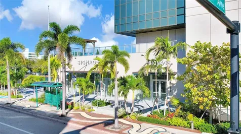 1909 Tyler Street Hollywood FL 33020