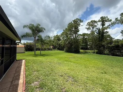 15819 76th Road N Loxahatchee FL 33470