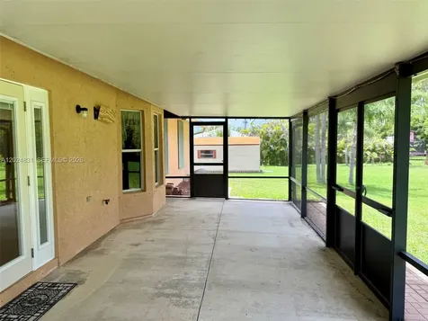 15819 76th Road N Loxahatchee FL 33470
