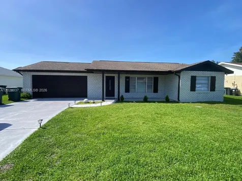 962 Country Club Avenue Daytona FL 32114