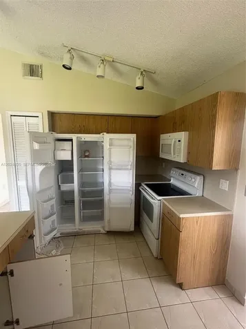 16280 SW 77th Terrace Miami FL 33193