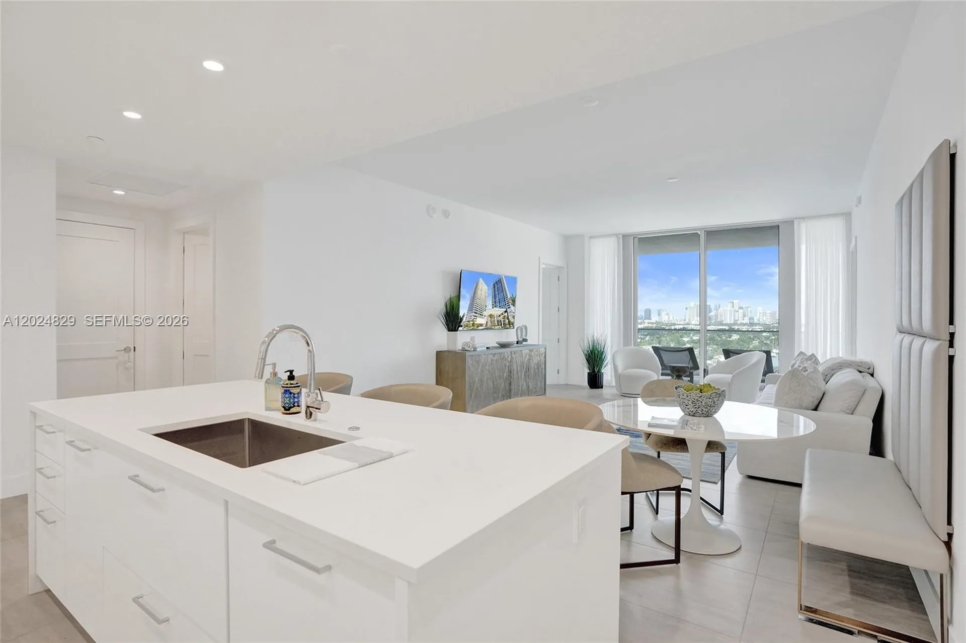 153 N Seabreeze Fort Lauderdale FL 33304