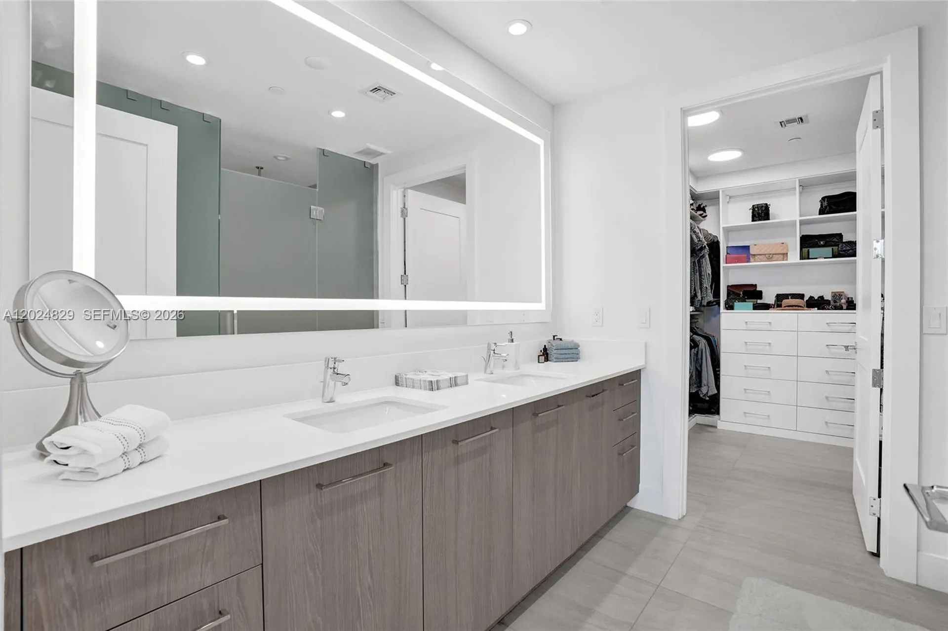 153 N Seabreeze Fort Lauderdale FL 33304
