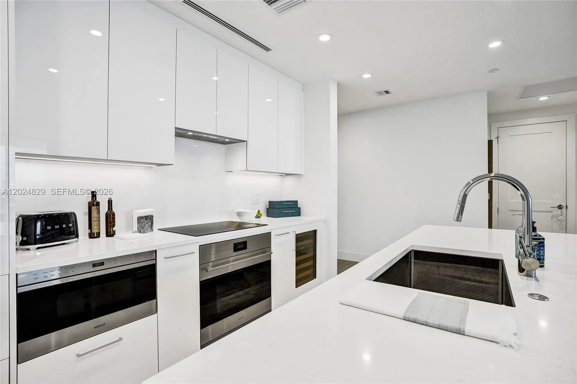 153 N Seabreeze Fort Lauderdale FL 33304