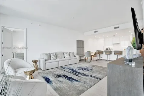 153 N Seabreeze Fort Lauderdale FL 33304