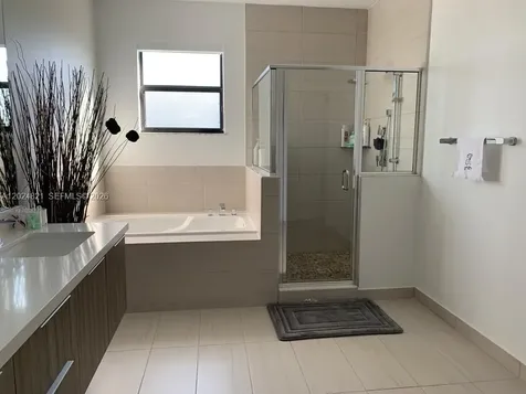 10510 NW 78th Terrace Doral FL 33178