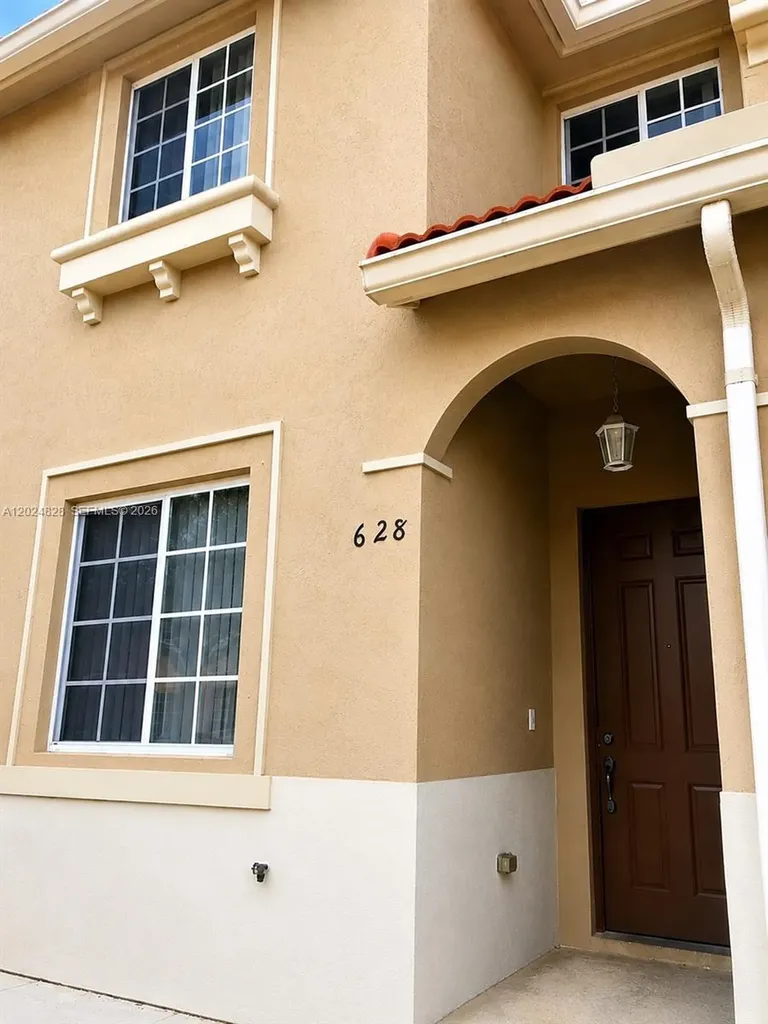 21207 NW 14th Place Miami Gardens FL 33169