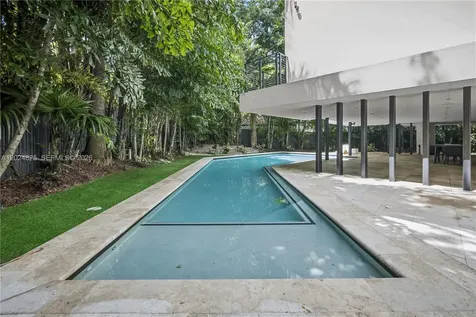 420 N Hibiscus Drive Miami Beach FL 33139