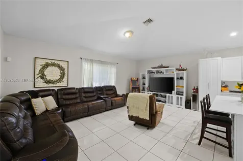 7831 NW 160th Terrace Miami Lakes FL 33016