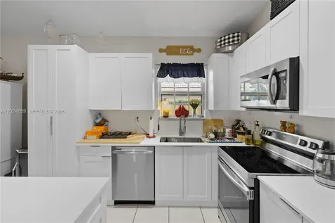 7831 NW 160th Terrace Miami Lakes FL 33016