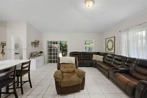 7831 NW 160th Terrace Miami Lakes FL 33016