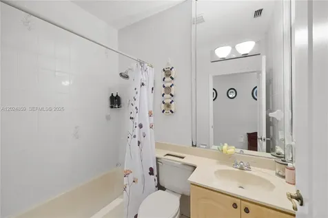 7831 NW 160th Terrace Miami Lakes FL 33016