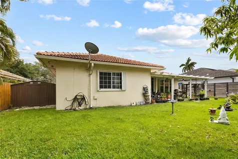 7831 NW 160th Terrace Miami Lakes FL 33016