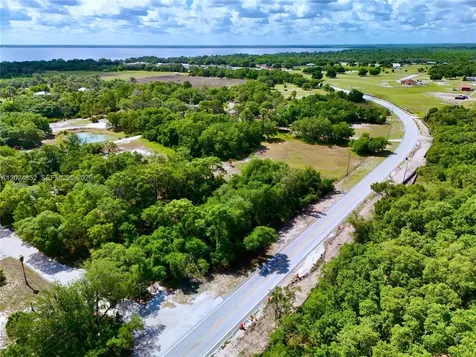 3175 Walk In Water Road Lake Wales FL 33898