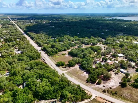 3175 Walk In Water Road Lake Wales FL 33898