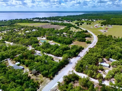 3175 Walk In Water Road Lake Wales FL 33898