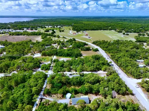 3175 Walk In Water Road Lake Wales FL 33898