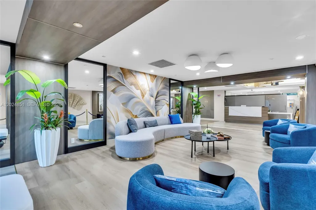 4200 Hillcrest Drive Hollywood FL 33021