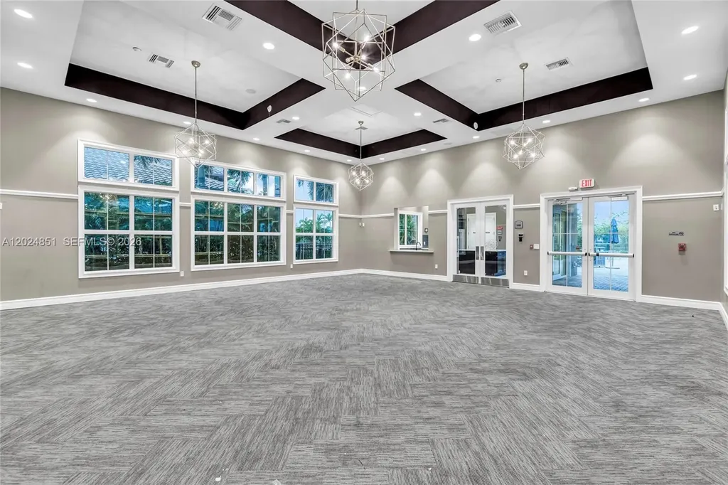 4200 Hillcrest Drive Hollywood FL 33021
