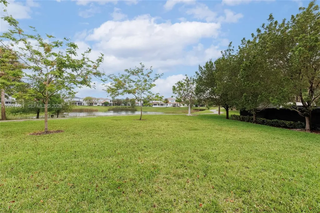 4200 Hillcrest Drive Hollywood FL 33021