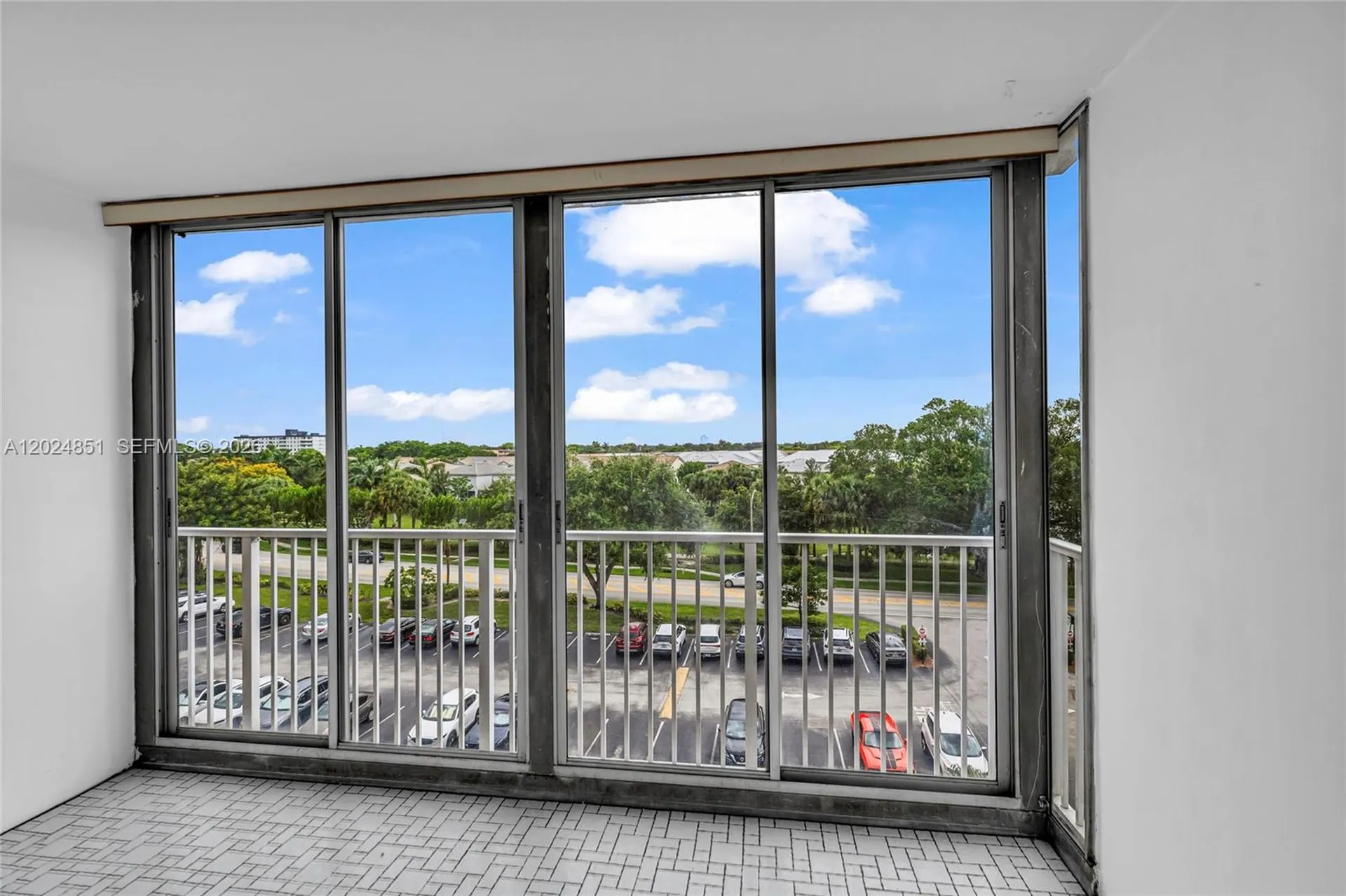 4200 Hillcrest Drive Hollywood FL 33021