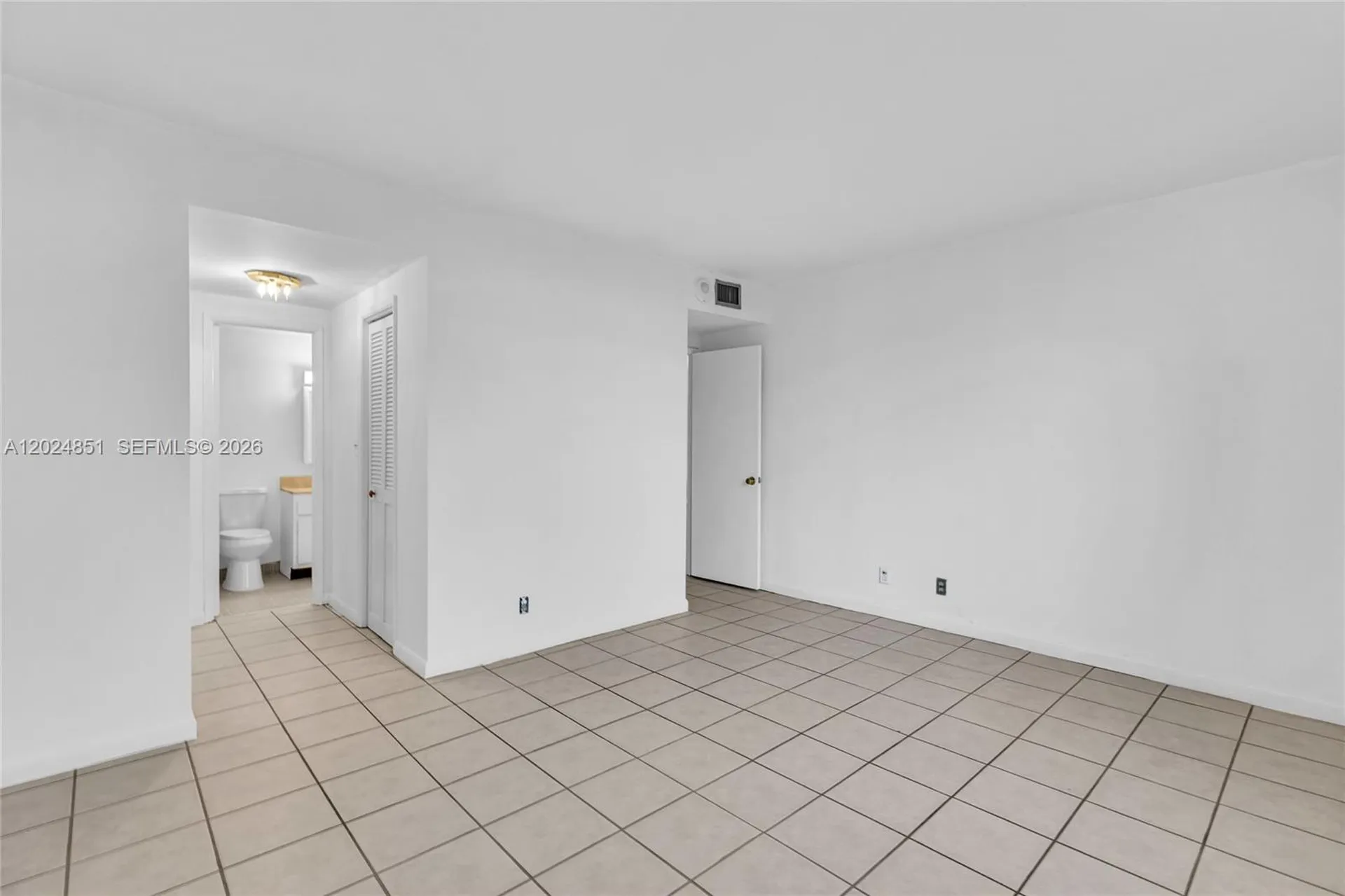 4200 Hillcrest Drive Hollywood FL 33021