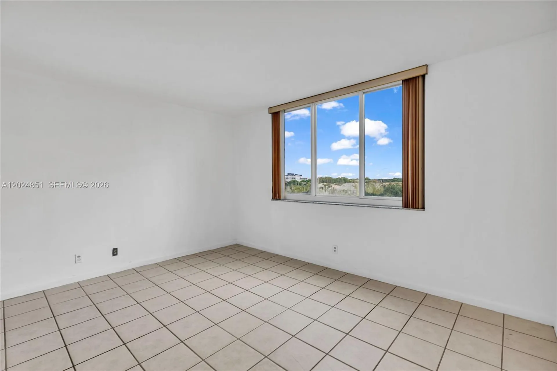 4200 Hillcrest Drive Hollywood FL 33021