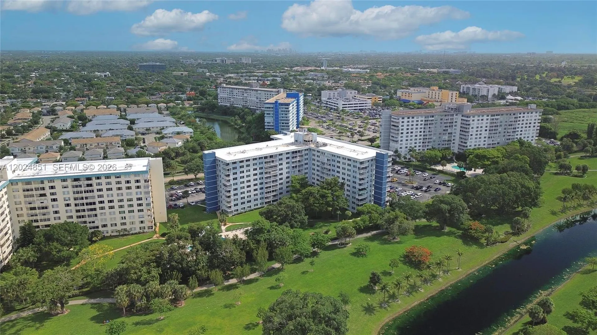 4200 Hillcrest Drive Hollywood FL 33021