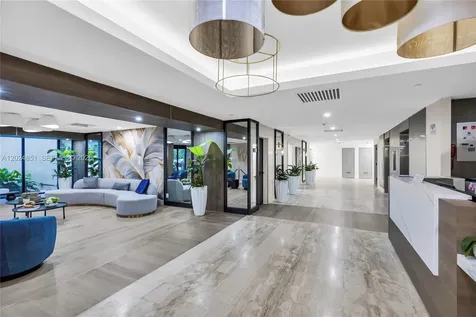 4200 Hillcrest Drive Hollywood FL 33021
