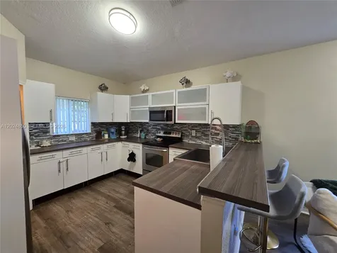 1236 NE 32nd Avenue Homestead FL 33033