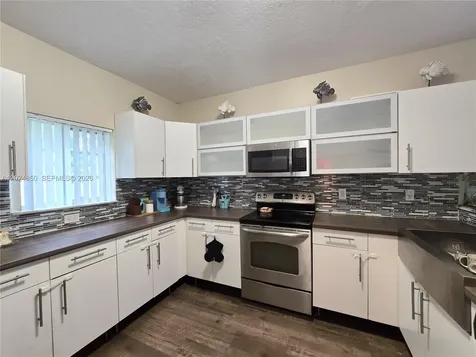 1236 NE 32nd Avenue Homestead FL 33033