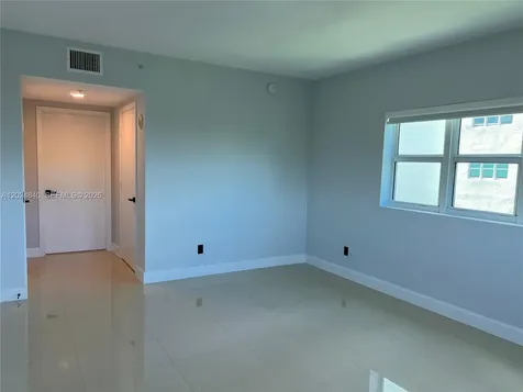14951 Royal Oaks Lane North Miami FL 33181
