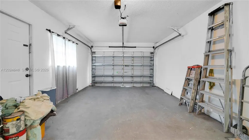 10520 NW 41st Street Coral Springs FL 33065