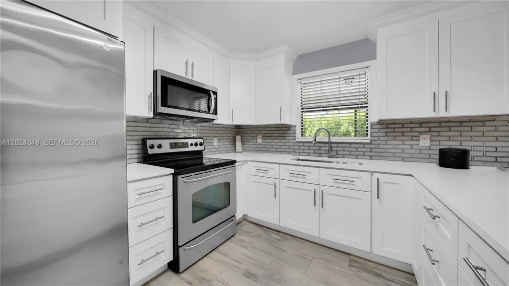 10520 NW 41st Street Coral Springs FL 33065