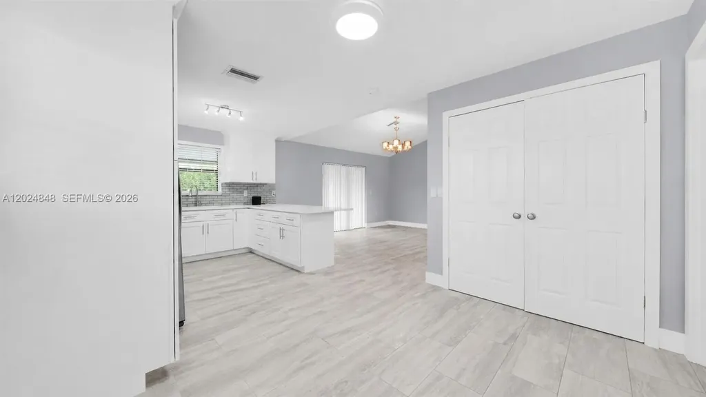 10520 NW 41st Street Coral Springs FL 33065