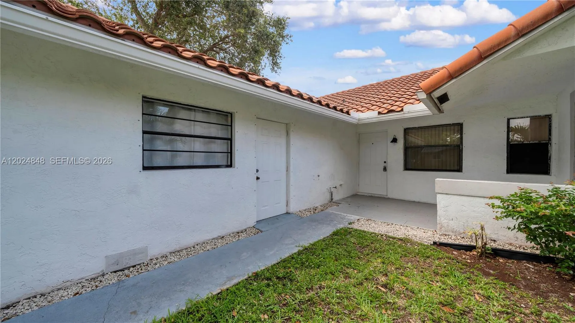 10520 NW 41st Street Coral Springs FL 33065