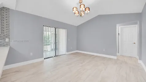 10520 NW 41st Street Coral Springs FL 33065